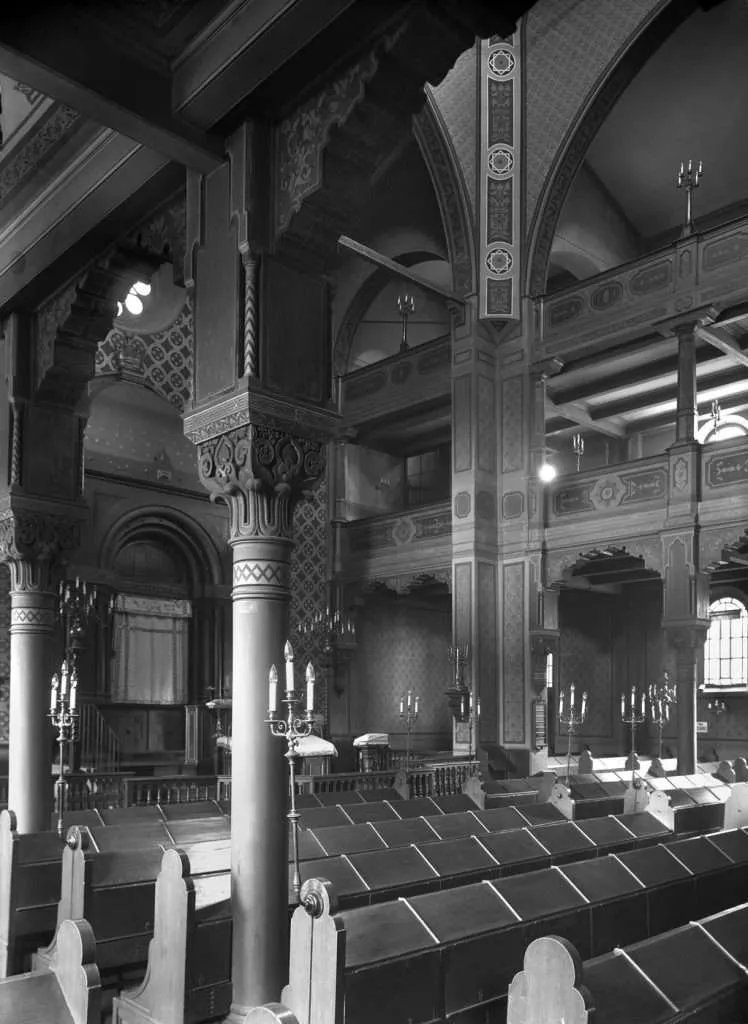 semper synagogue dresden moorish revival interior